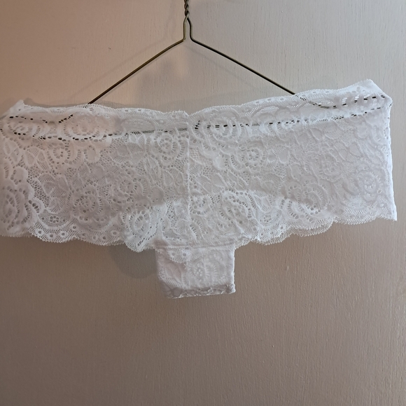 Panties - Picture 3 of 4